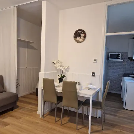 Centro Stazione דירה